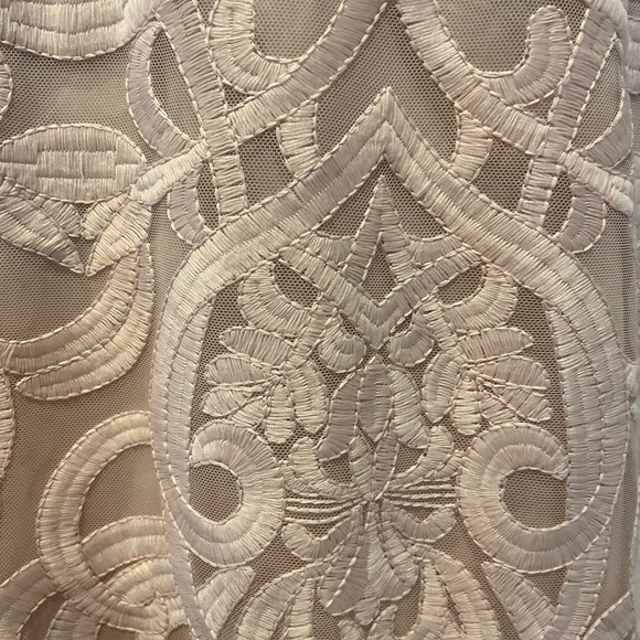 Bardot Pink Lace Midi Dress With Crochet Details EUC - Picture 12 of 15